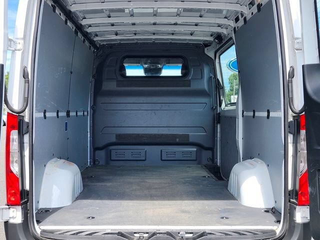 Used 2021 Mercedes-Benz Sprinter 1500 image 26