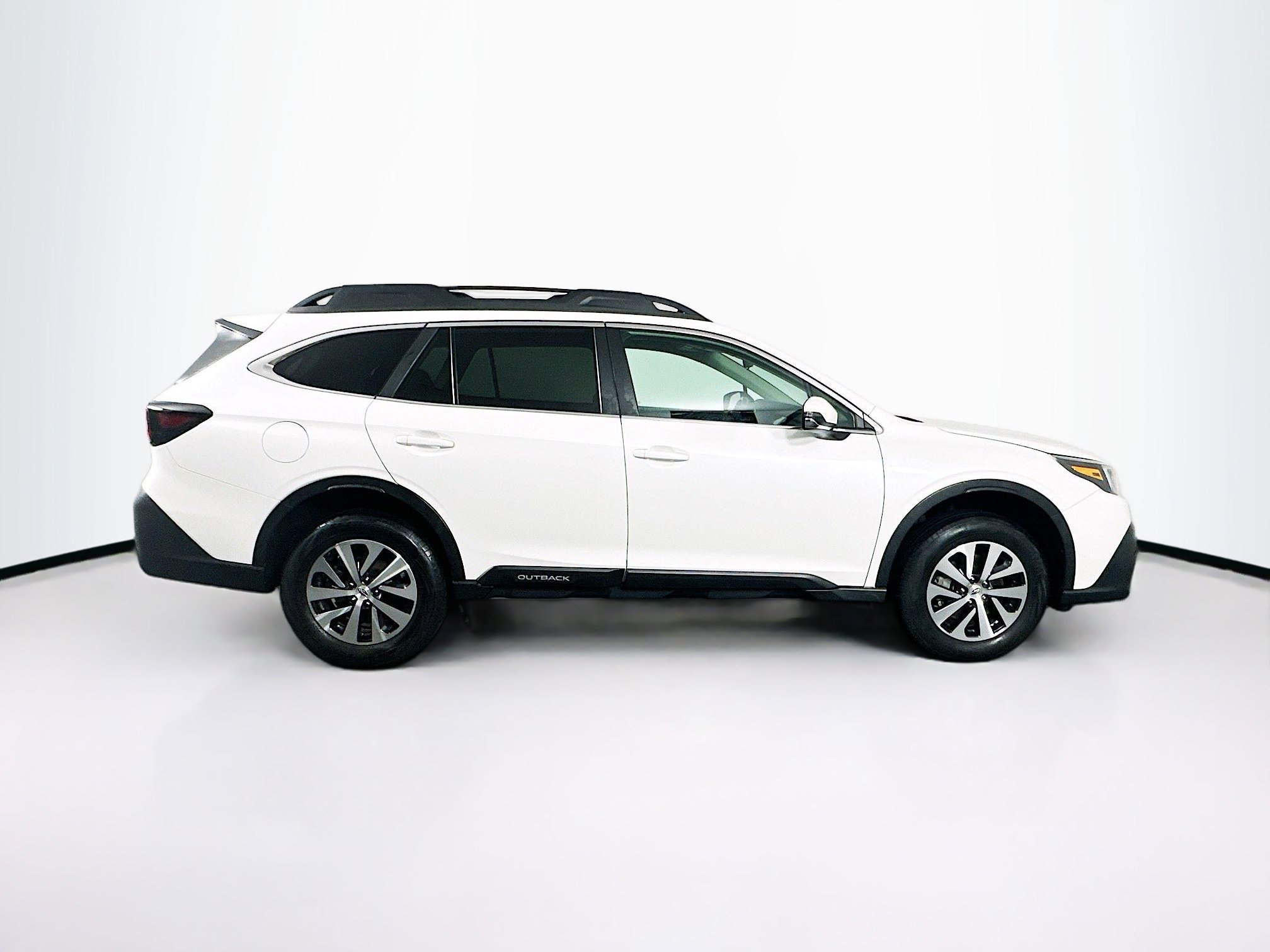 Used 2022 Subaru Outback Premium image 10