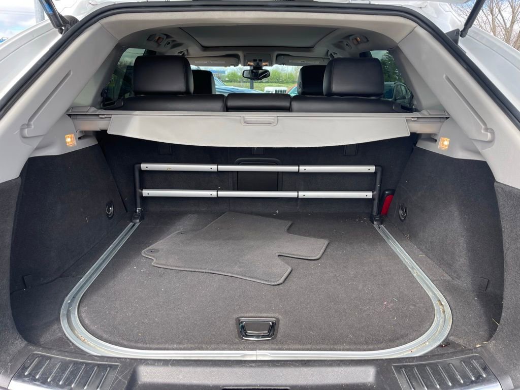 Used 2013 Cadillac SRX Luxury image 13