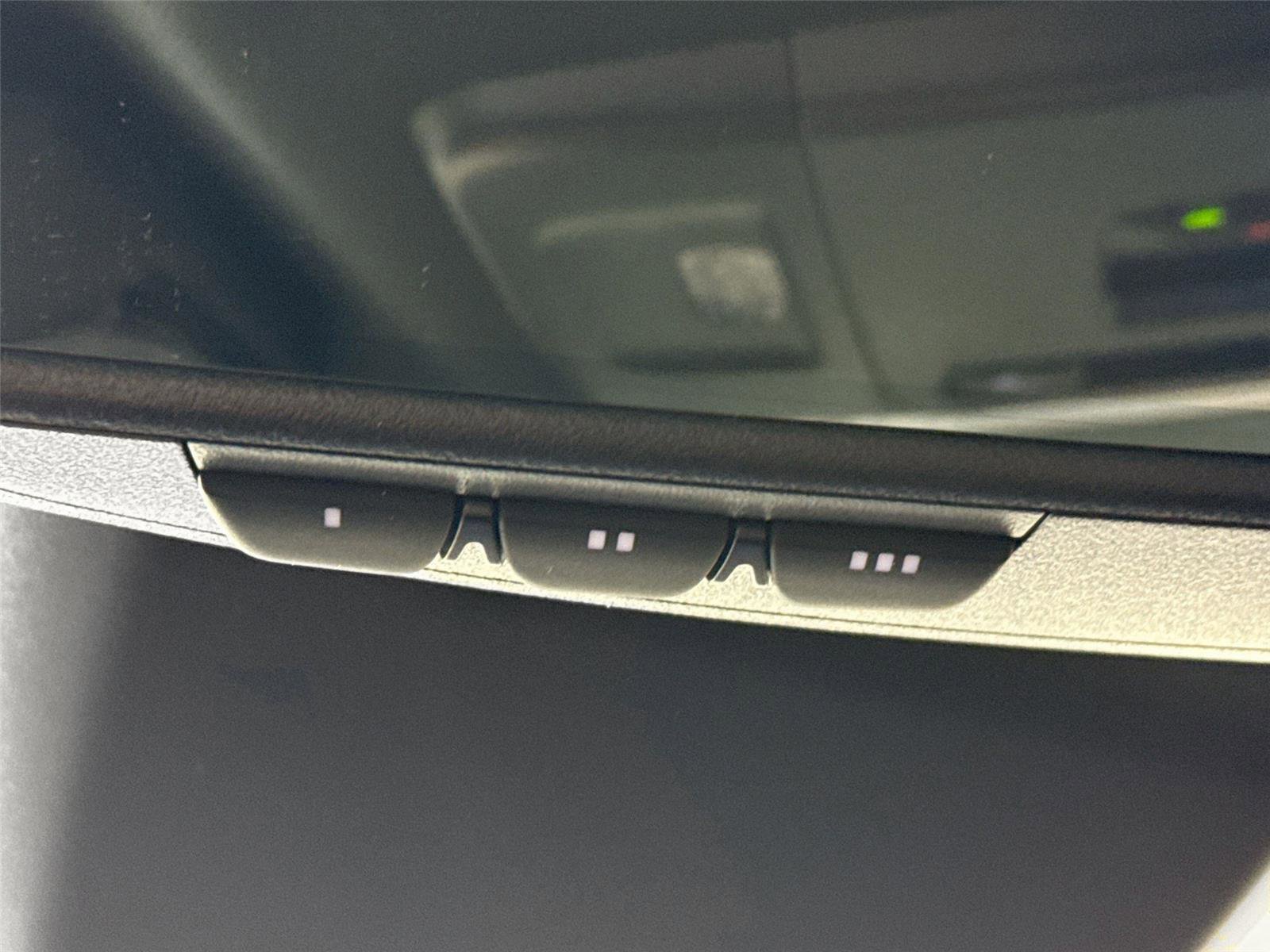 Certified 2025 Toyota Camry SE w/ Convenience Package image 23