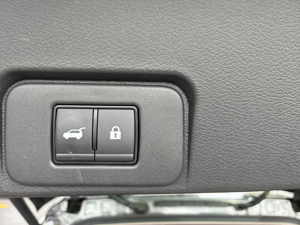 Certified 2023 Nissan Rogue SV w/ SV Premium B Package AWD/4WD image 14