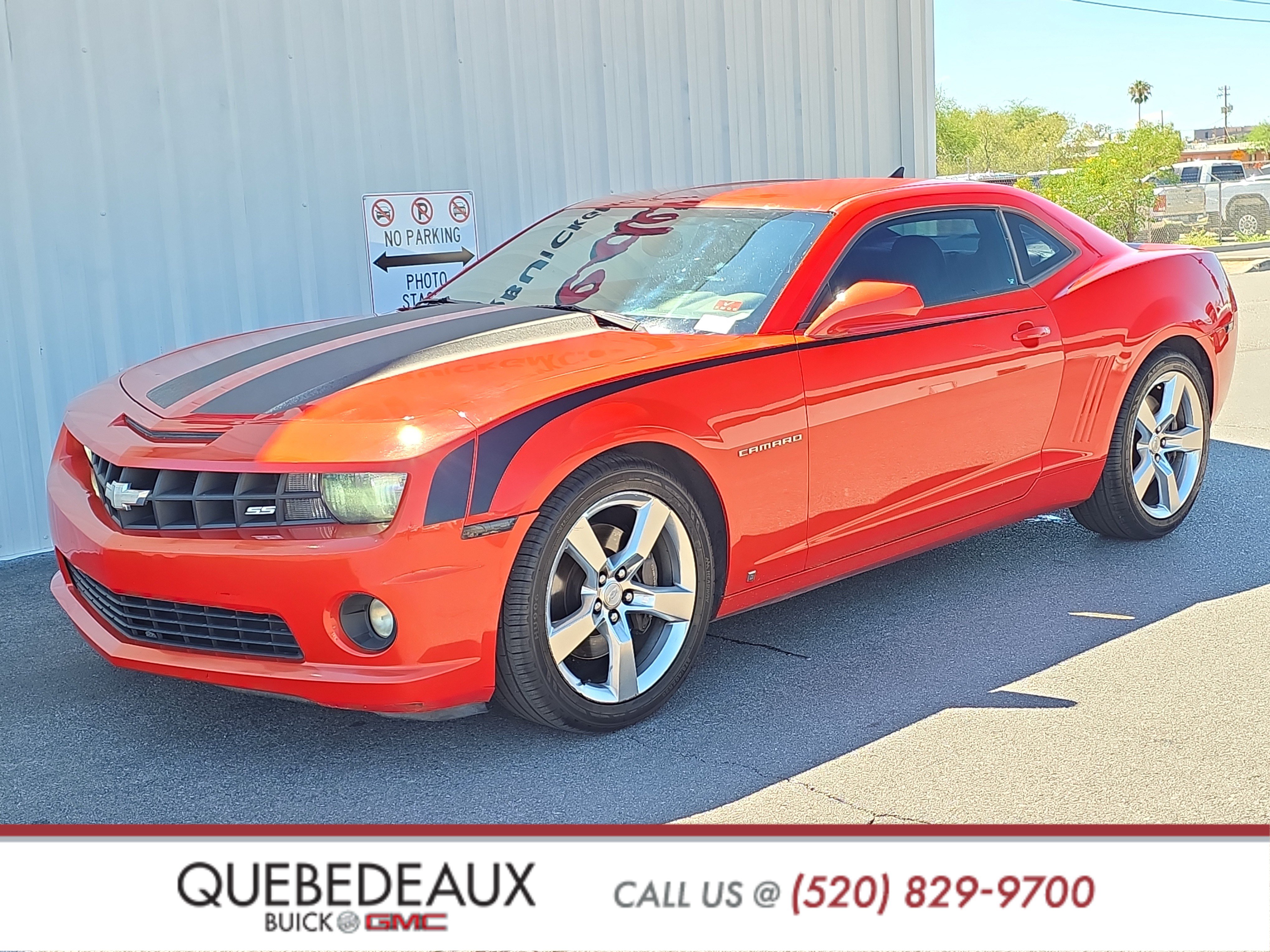 Used 2010 Chevrolet Camaro SS RWD image 3