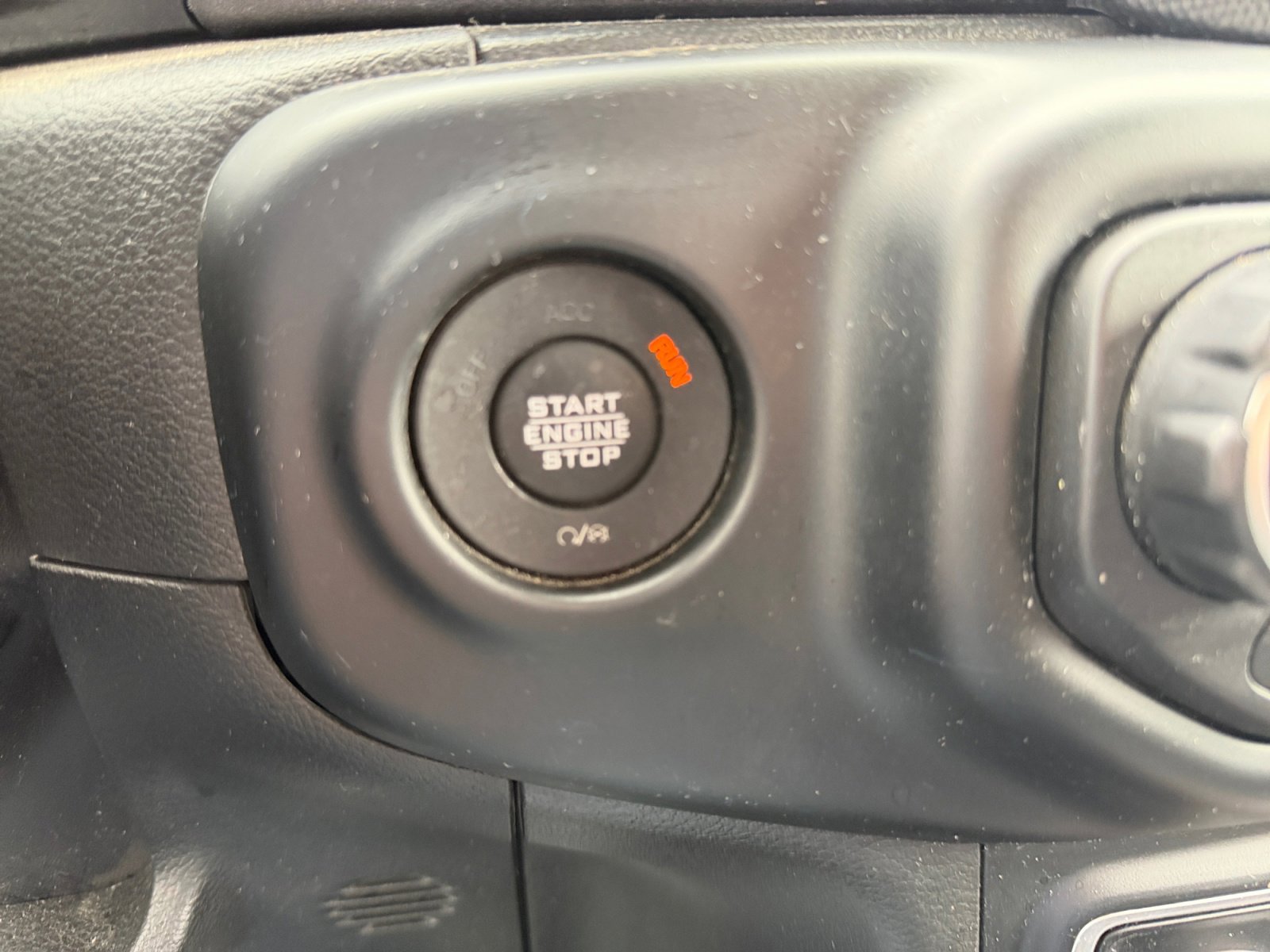Used 2023 Jeep Gladiator Mojave image 30