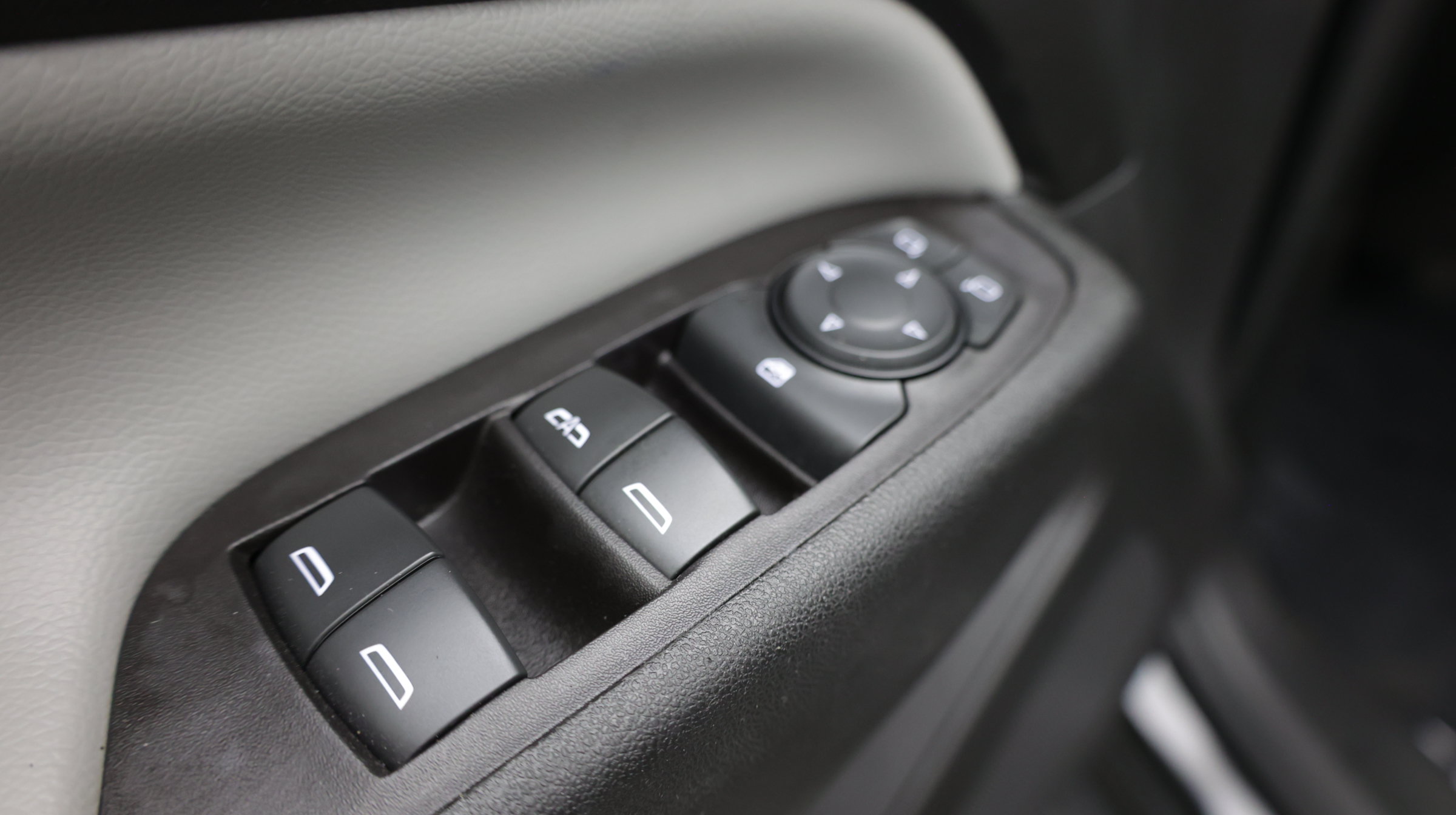 Used 2022 Chevrolet Equinox LS AWD/4WD image 13