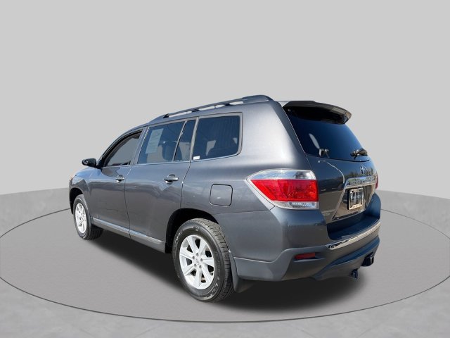 Used 2013 Toyota Highlander Plus w/ Protection Pkg AWD/4WD image 7