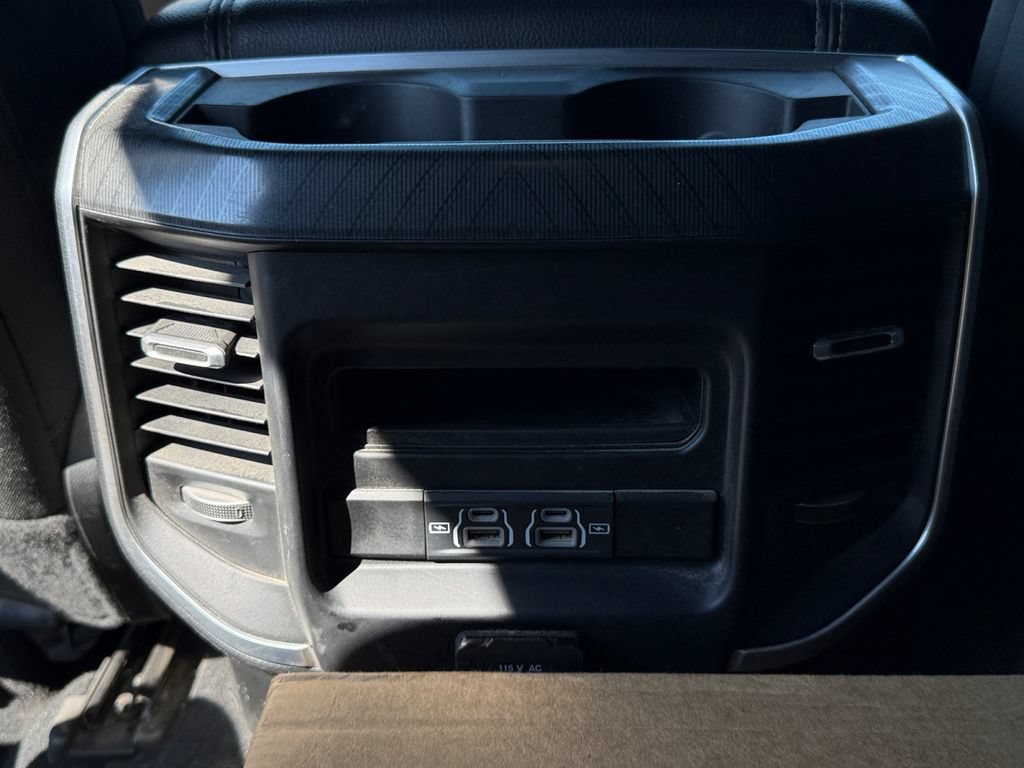 Used 2025 RAM 1500 Big Horn AWD/4WD image 37