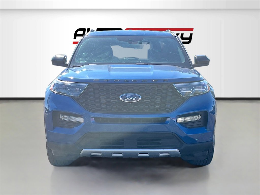 Used 2022 Ford Explorer ST-Line image 2