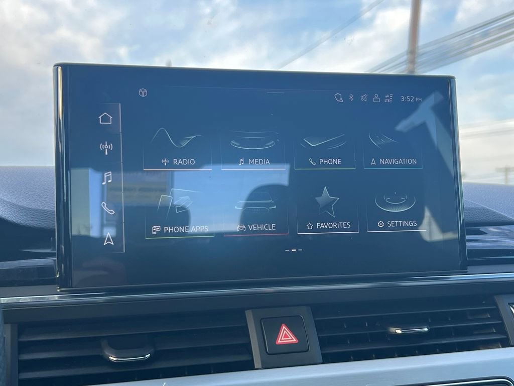 Used 2021 Audi S4 Premium Plus w/ Premium Plus Package image 21