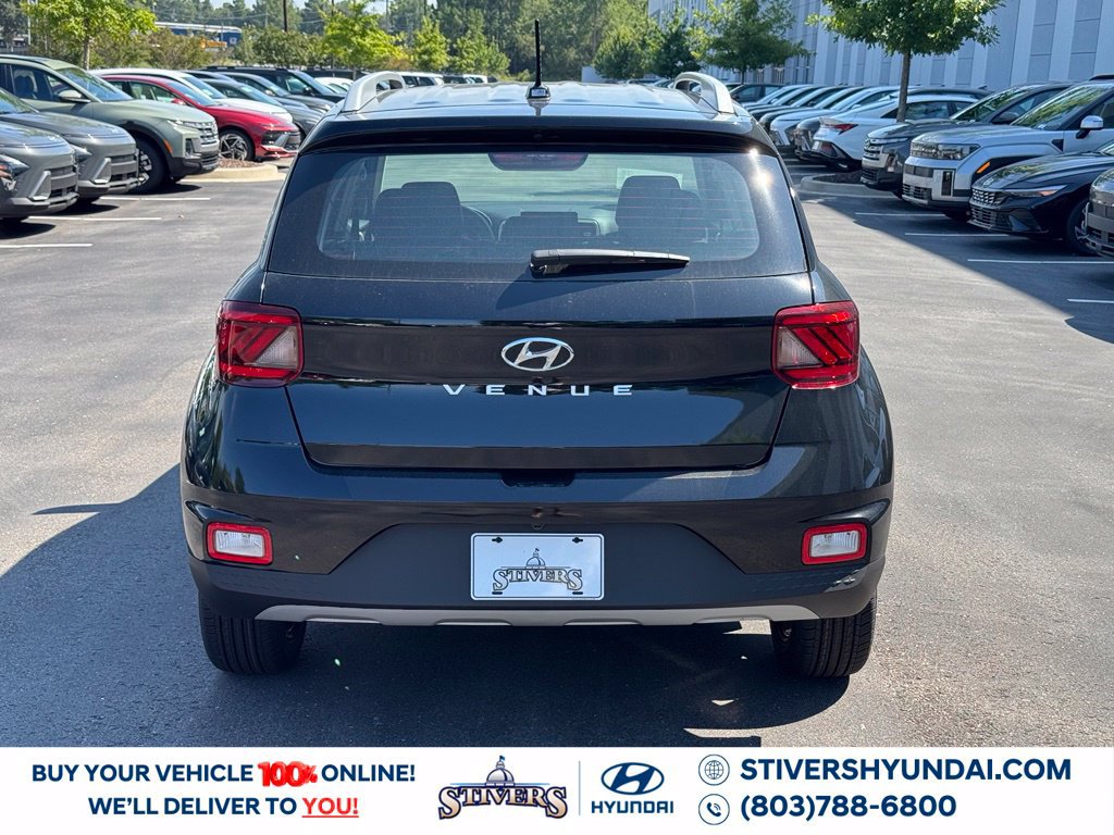New 2026 Hyundai Venue SEL FWD image 13