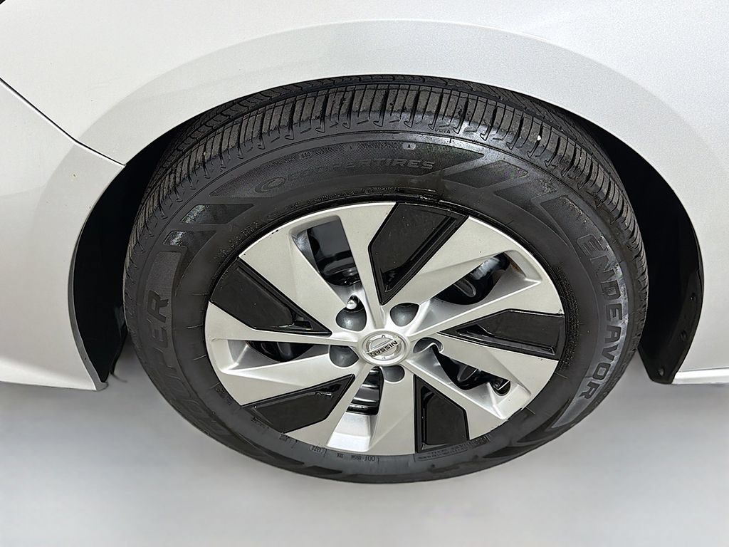 Used 2020 Nissan Altima 2.5 S FWD image 16