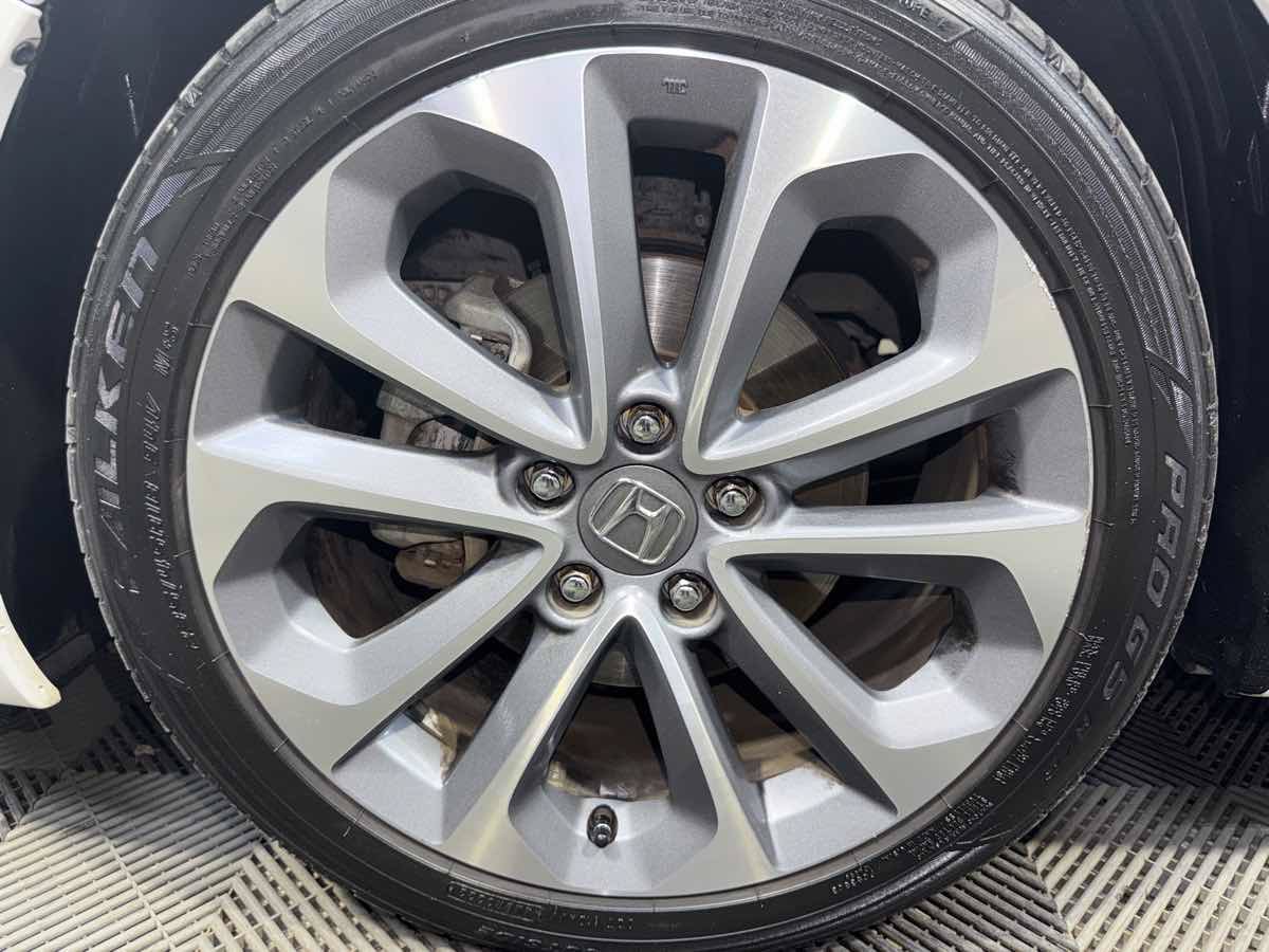 Used 2015 Honda Accord Sport image 32