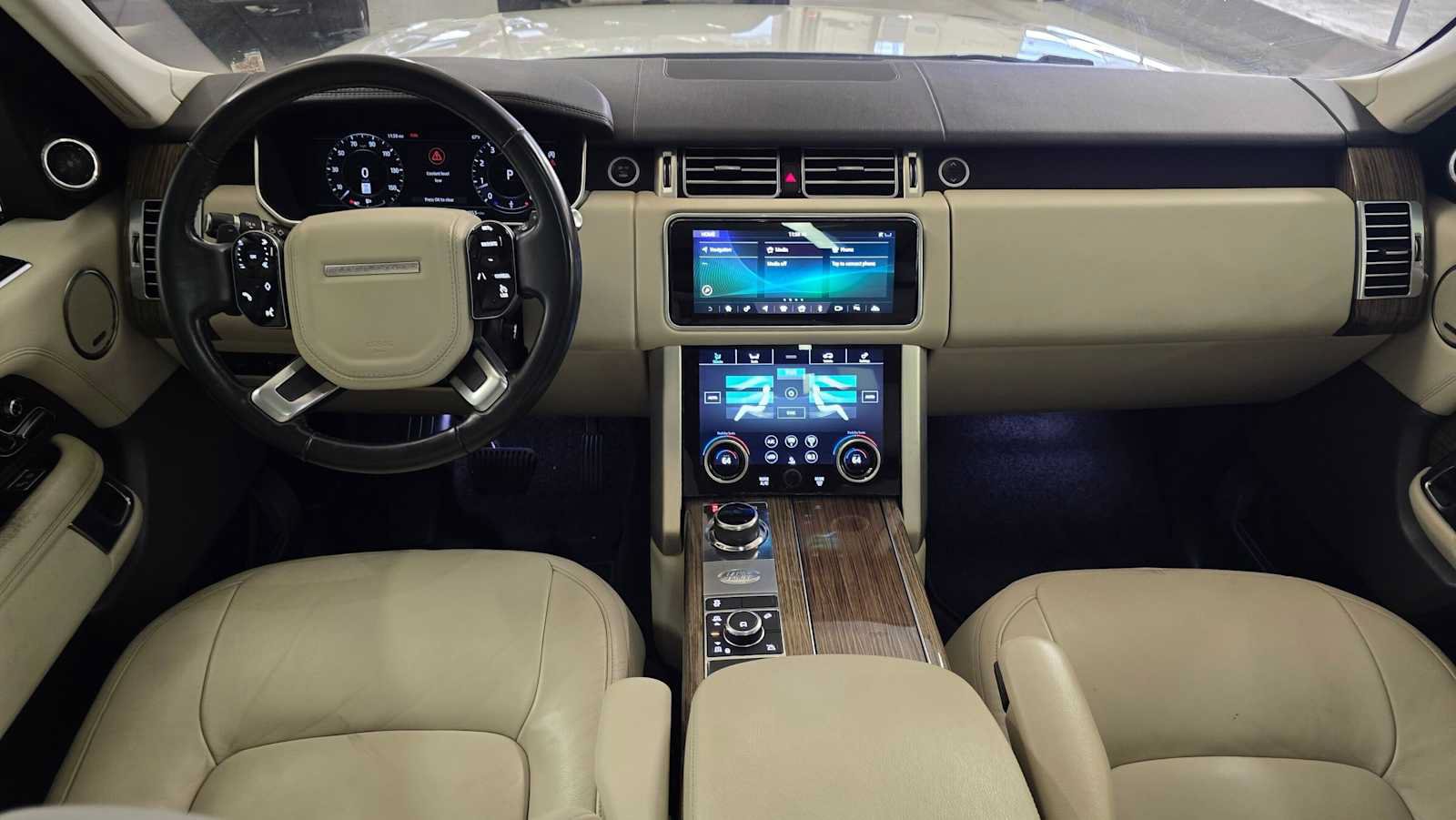 Used 2019 Land Rover Range Rover AWD/4WD image 17