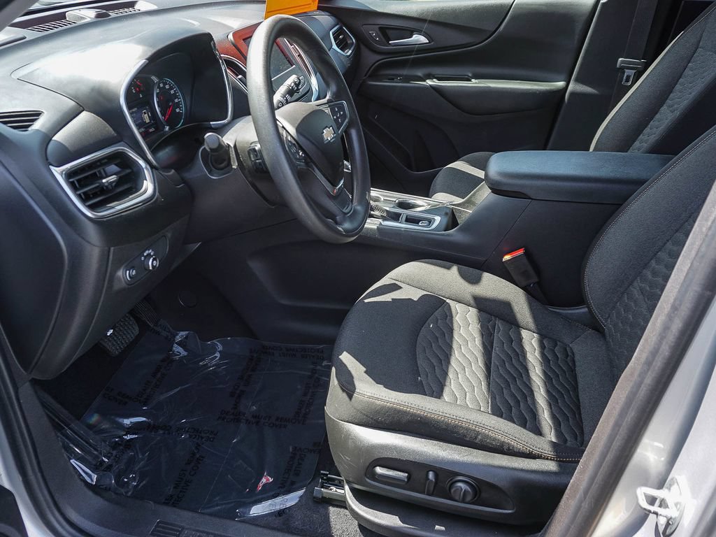Used 2021 Chevrolet Equinox LT FWD image 17