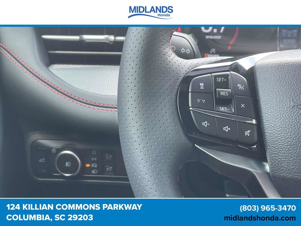 Used 2026 Ford Explorer ST-Line w/ ST-Line Street Pack AWD/4WD image 22