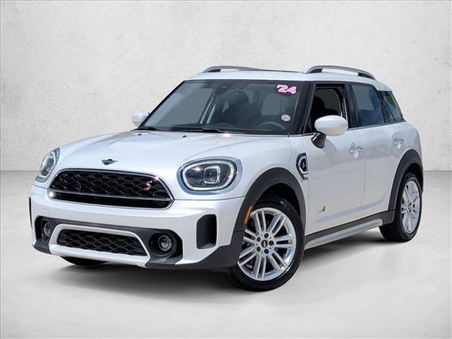 Used 2024 MINI Cooper Countryman S image 1