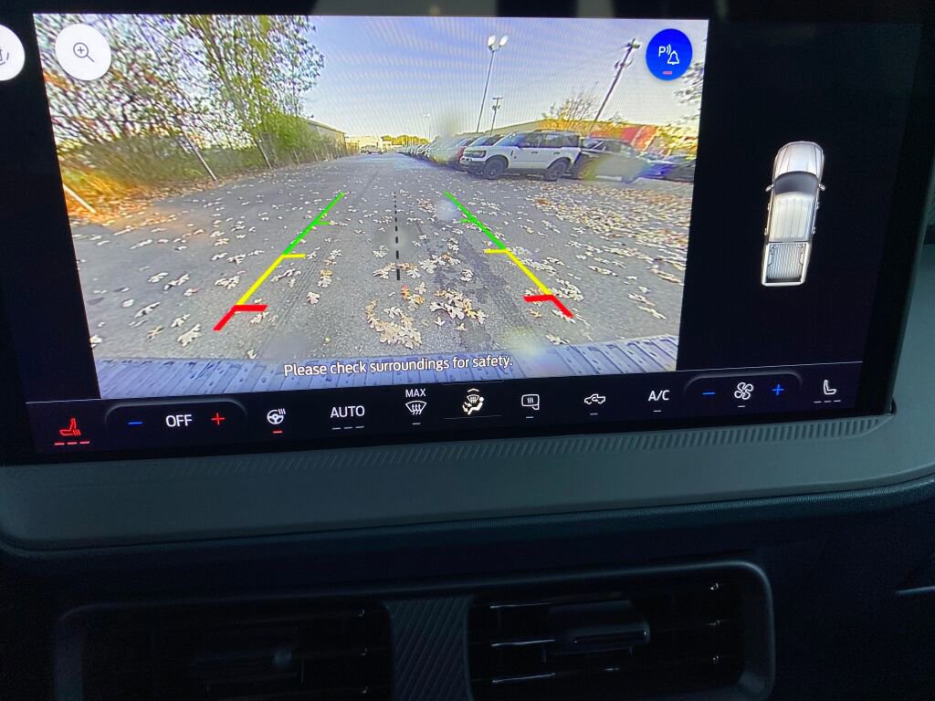 New 2025 Ford Maverick XLT w/ XLT Luxury Package image 15