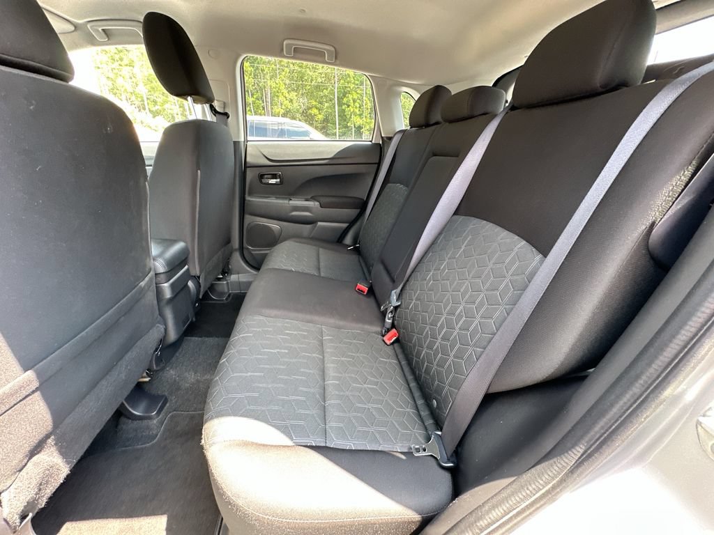 Used 2024 Mitsubishi Outlander Sport ES AWD/4WD image 4