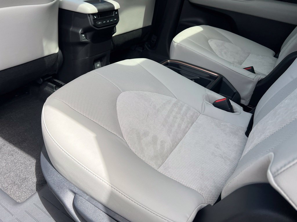 Certified 2026 Toyota Grand Highlander AWD Hybrid image 18