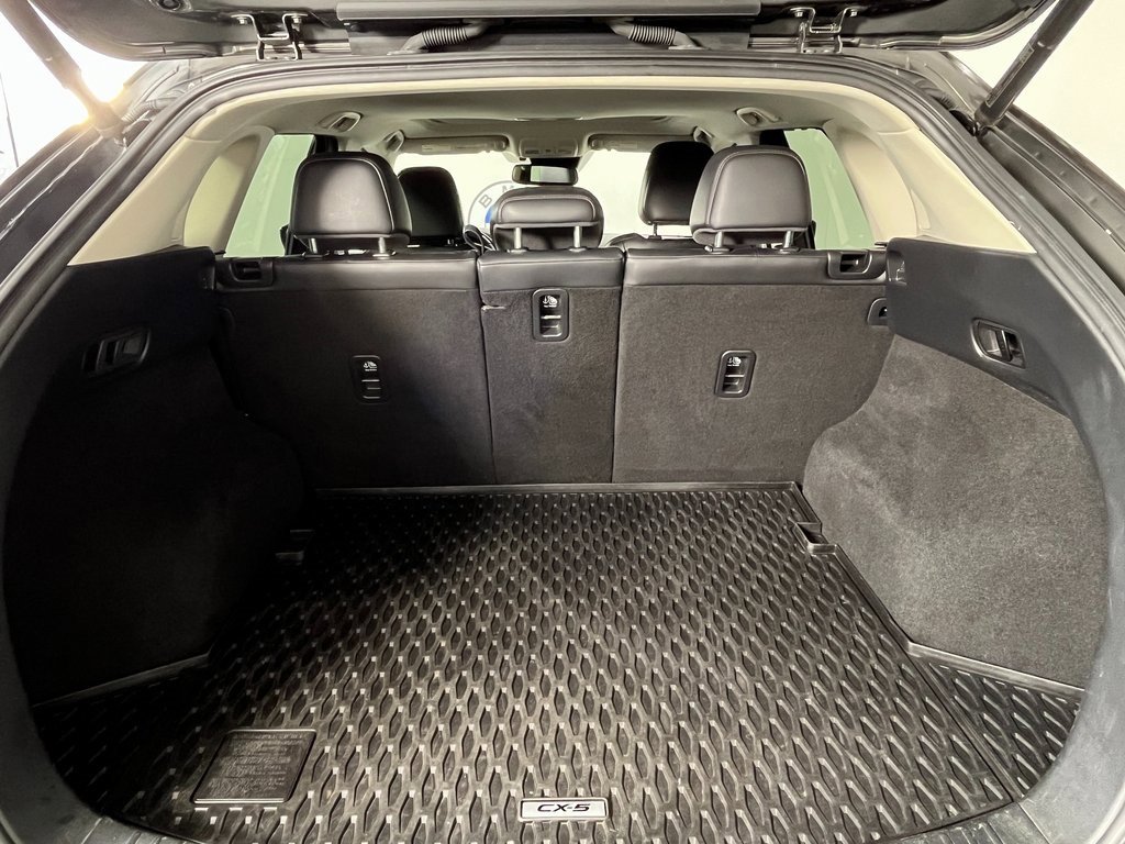 Used 2017 MAZDA CX-5 Grand Touring w/ Premium Package image 16