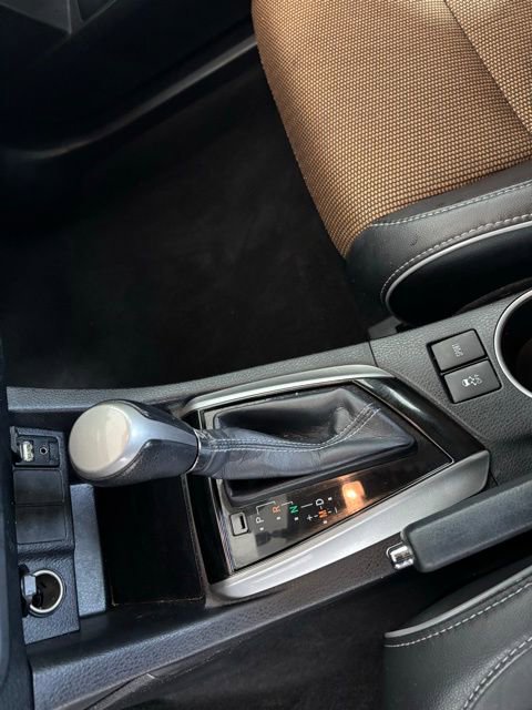 Used 2015 Toyota Corolla S image 18