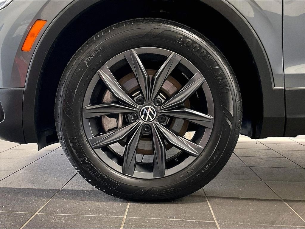 Certified 2023 Volkswagen Tiguan SE AWD/4WD image 7