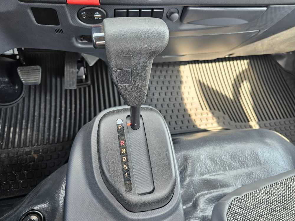 New 2025 Chevrolet Low Cab Forward image 17