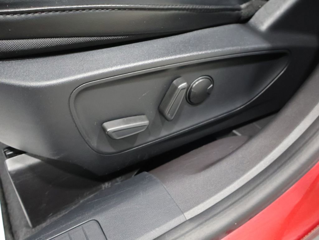 Used 2024 Ford Escape ST-Line image 12