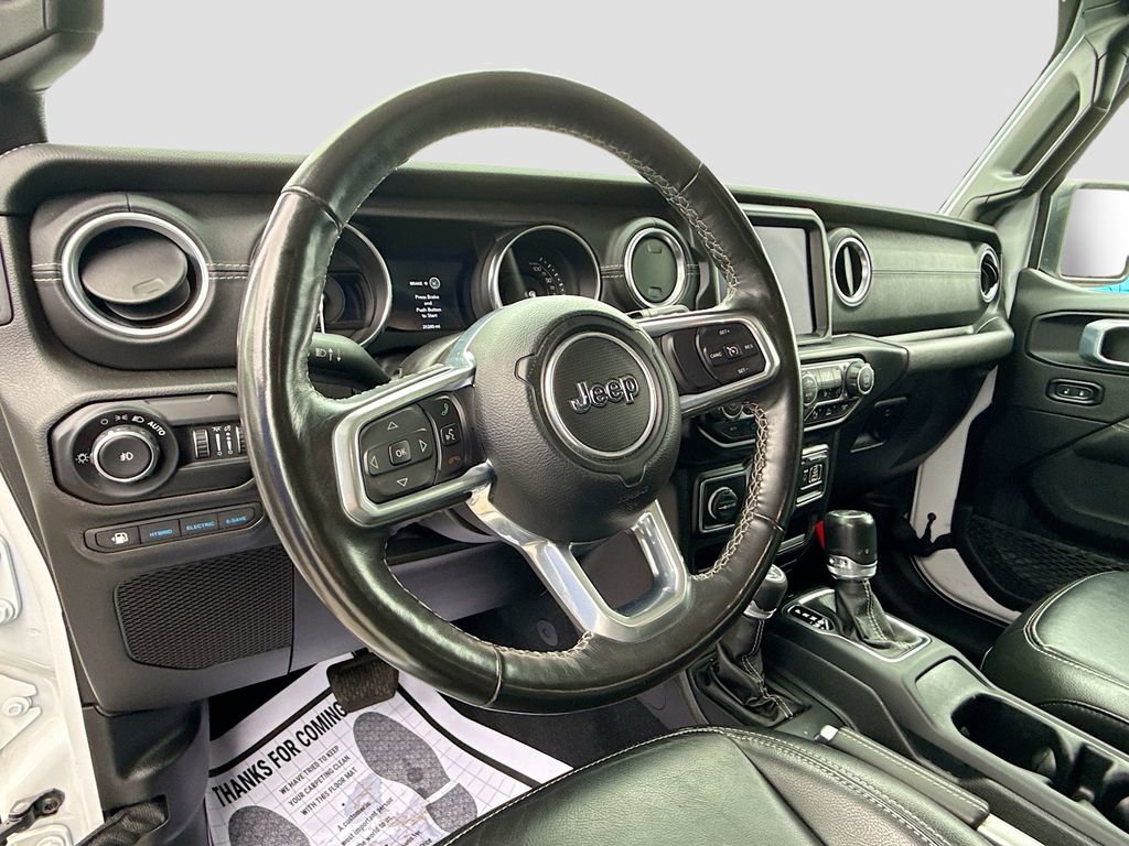 Used 2022 Jeep Wrangler Unlimited Sahara w/ Cold Weather Group AWD/4WD image 12