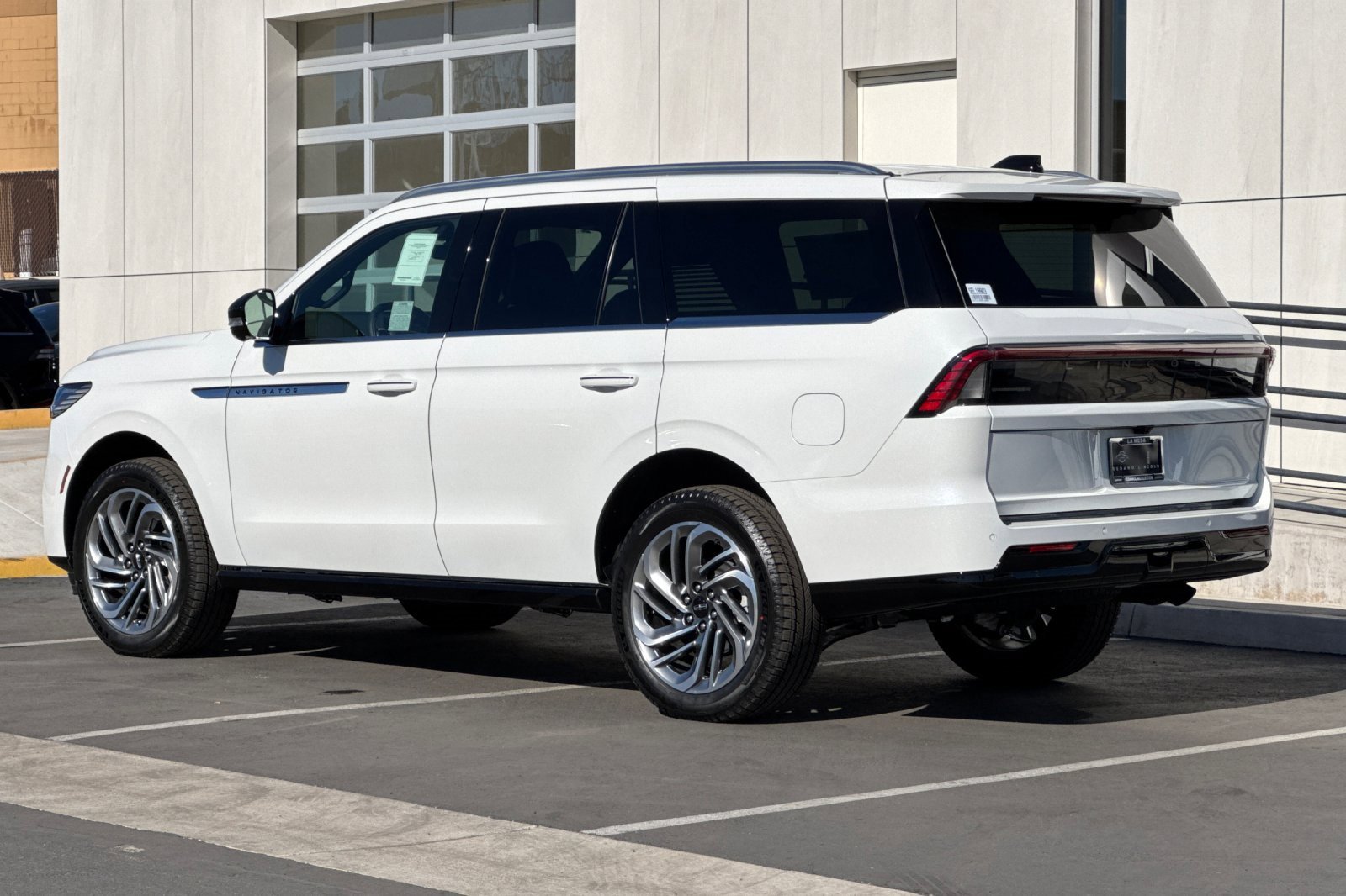 New 2025 Lincoln Navigator Reserve image 5