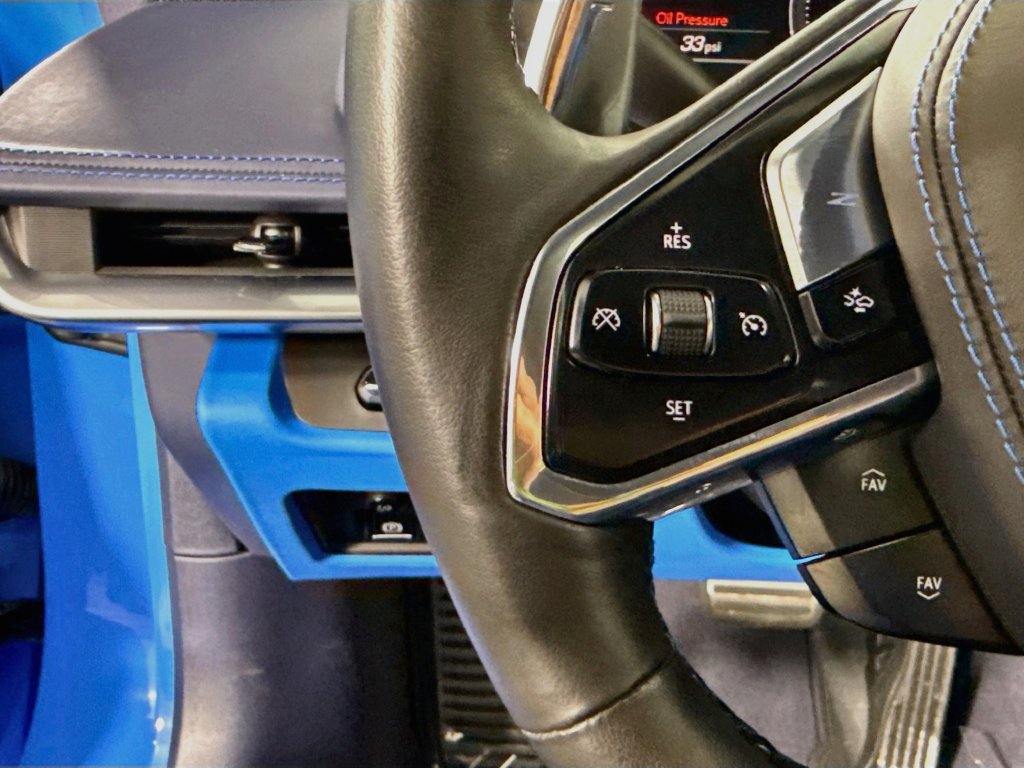 Used 2024 Chevrolet Corvette Stingray Premium Cpe w/ Z51 Performance Package RWD image 22