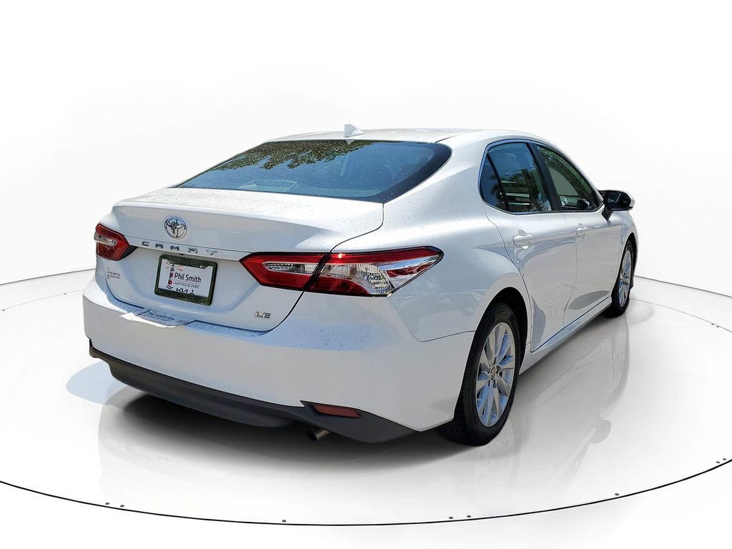 Used 2020 Toyota Camry LE FWD image 6
