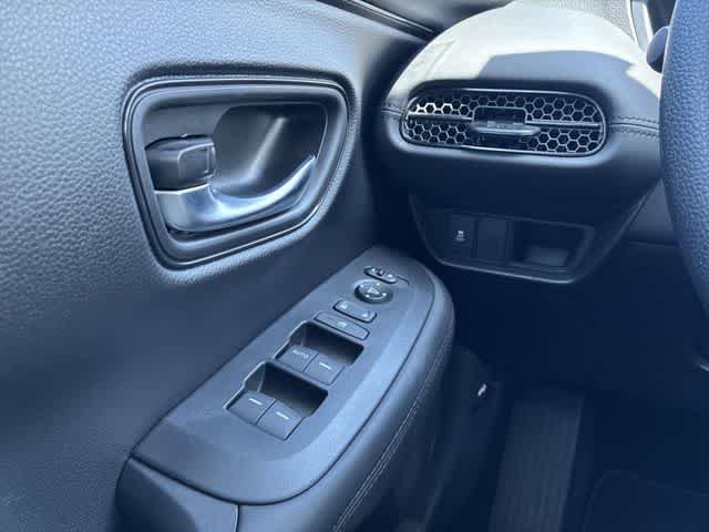 Certified 2026 Honda HR-V LX image 38
