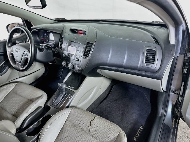 Used 2015 Kia Forte Koup EX w/ EX Premium Package FWD image 10