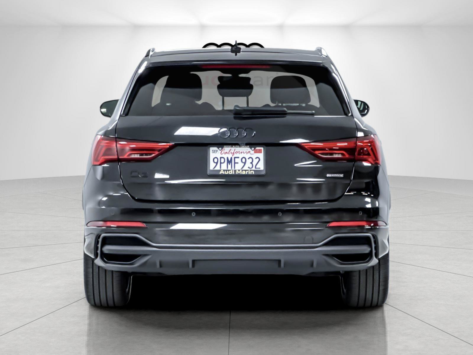 Used 2024 Audi Q3 2.0T Premium Plus w/ Premium Plus Package AWD/4WD image 4