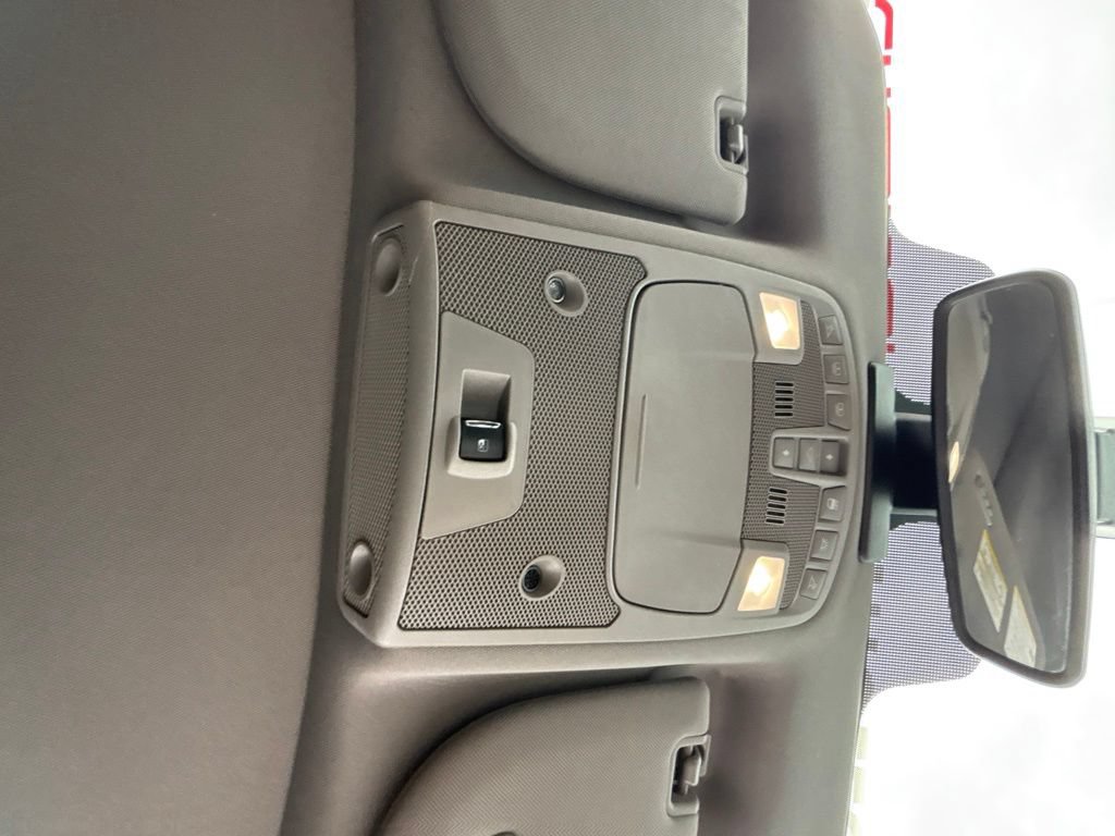 Used 2016 Ford F150 Lariat w/ Equipment Group 502A Luxury AWD/4WD image 28