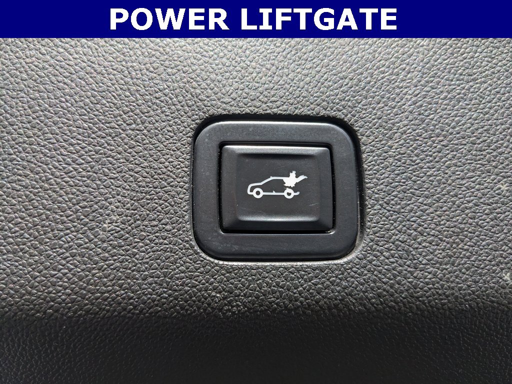 Used 2023 Chevrolet Tahoe RST image 17