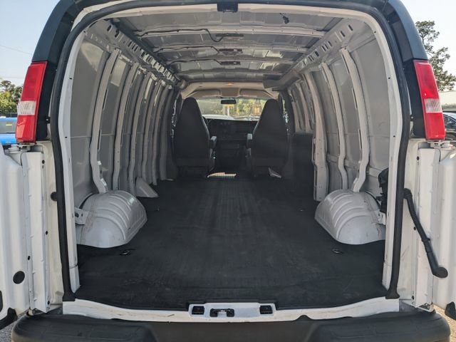 Used 2023 GMC Savana 2500 Extended w/ Driver Convenience Package image 12