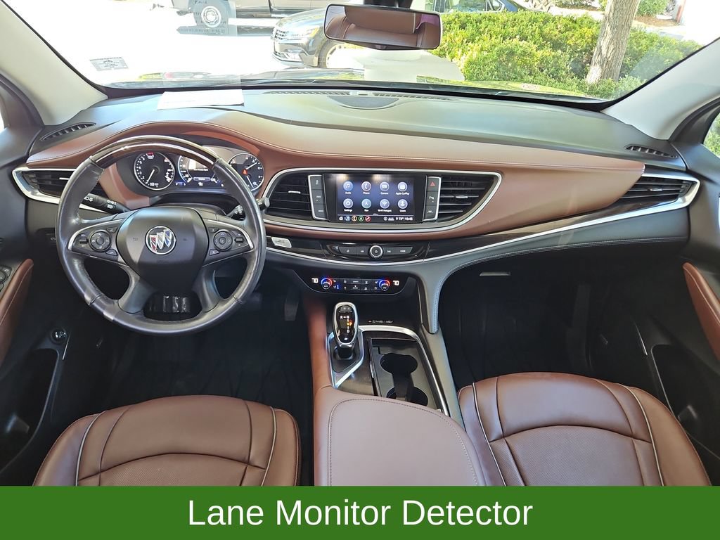 Used 2020 Buick Enclave Avenir w/ Avenir Technology Package AWD/4WD image 9