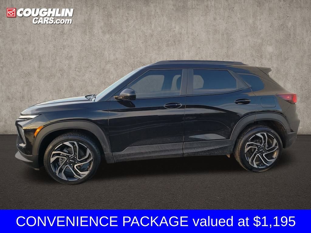 Used 2024 Chevrolet TrailBlazer RS w/ Convenience Package image 2