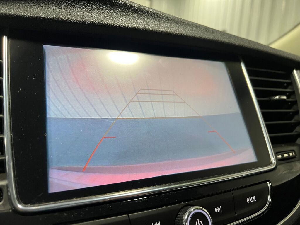 Used 2019 Buick Encore Preferred image 9