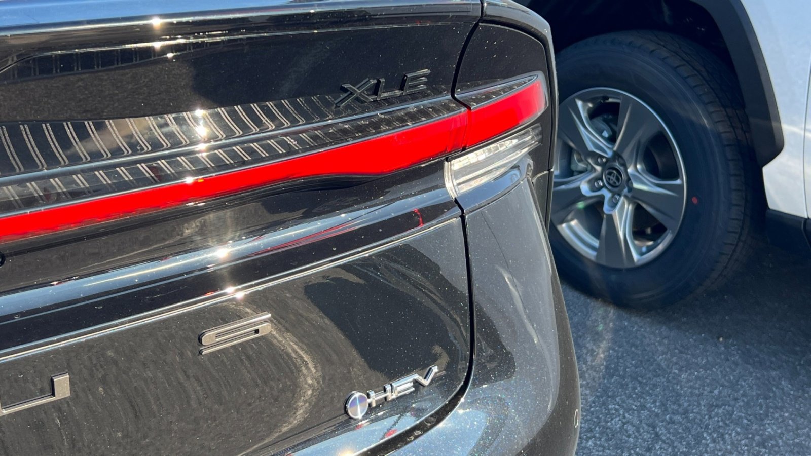 New 2026 Toyota Prius XLE image 8