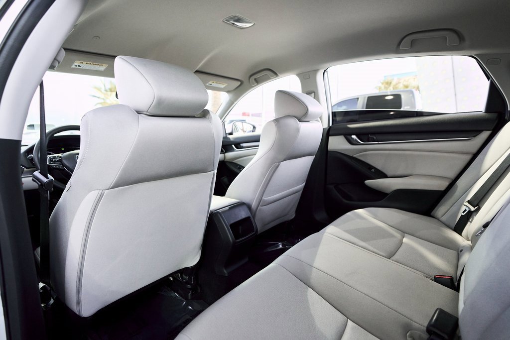 Used 2019 Honda Accord LX image 19