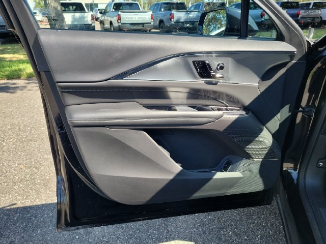 Certified 2024 Cadillac Lyriq Tech RWD image 26