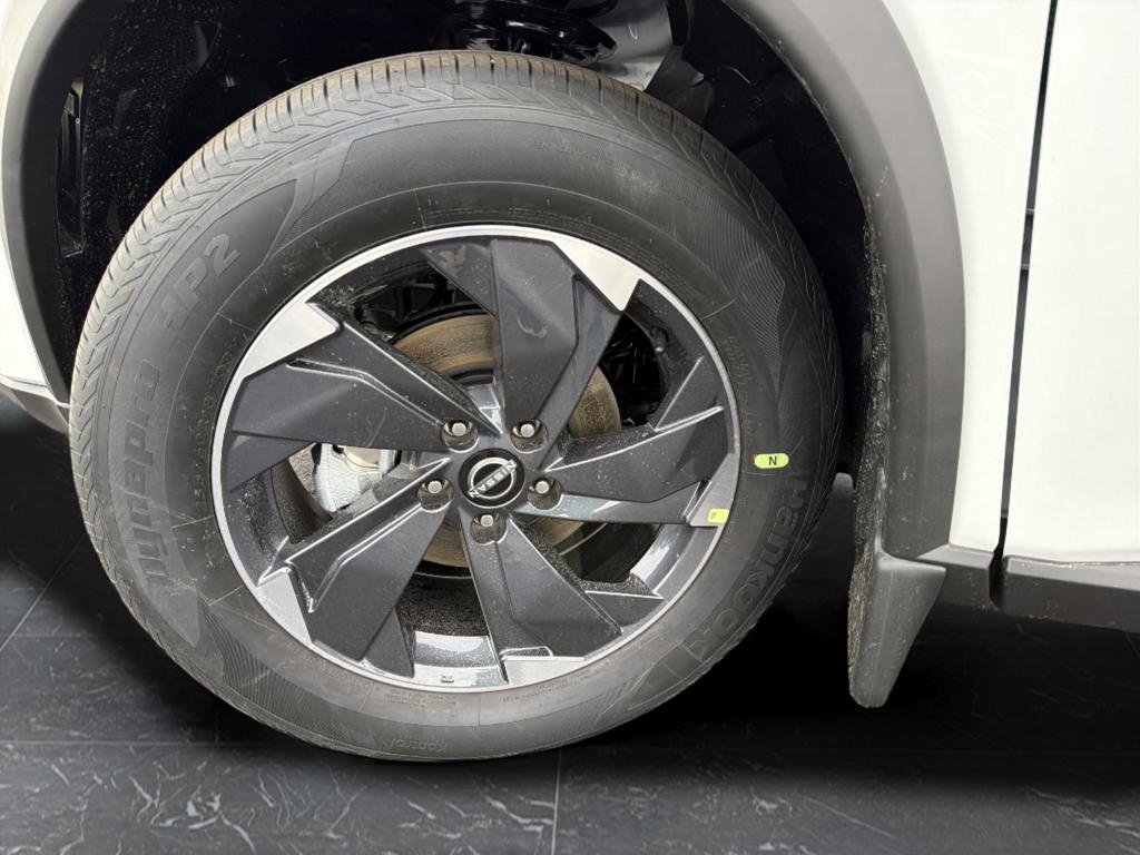 New 2026 Nissan Rogue SV w/ Cold Weather Package image 30