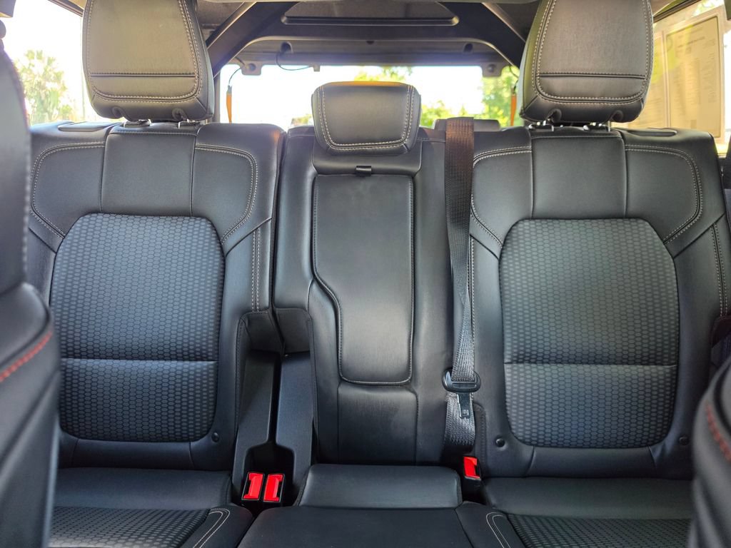 Used 2024 Ford Bronco Raptor w/ Interior Carbon Fiber Pack 6 AWD/4WD image 31
