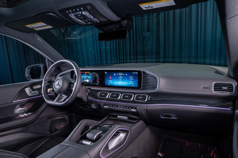 New 2026 Mercedes-Benz GLS 580 4MATIC image 4