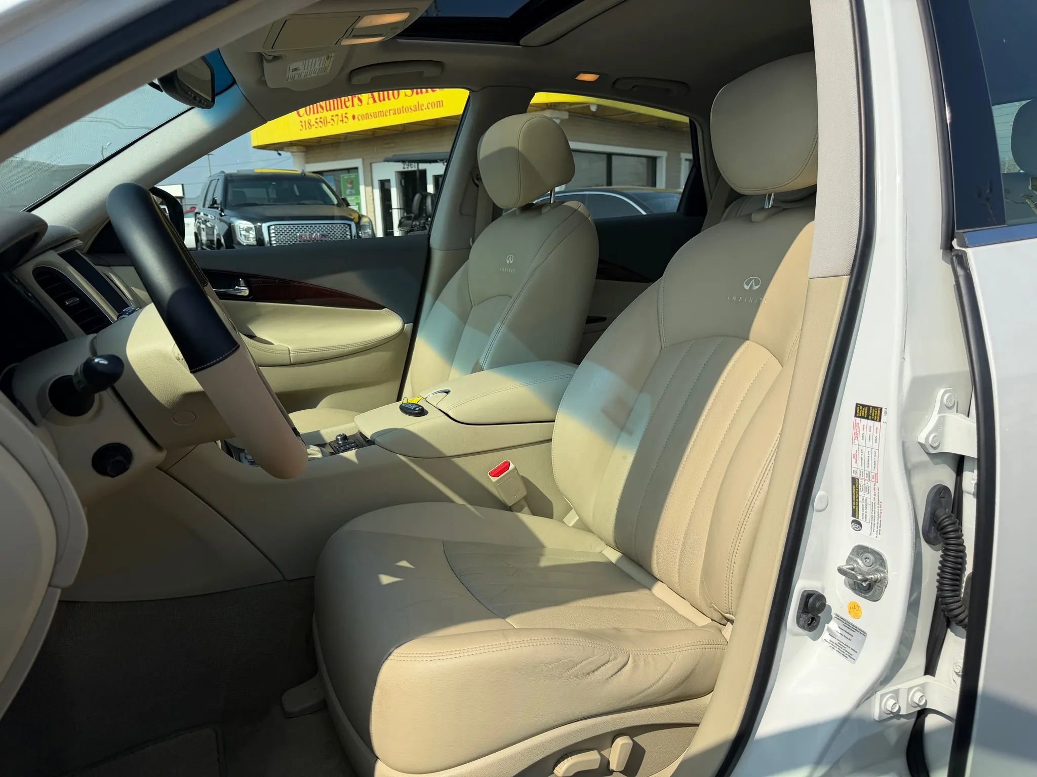 Used 2012 INFINITI EX35 Journey w/ Premium Pkg image 5