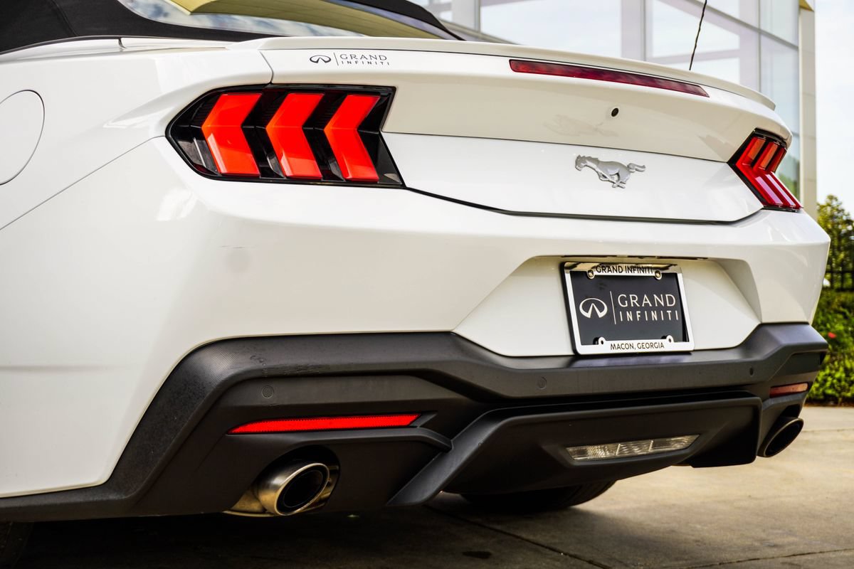 Used 2024 Ford Mustang Premium RWD image 13