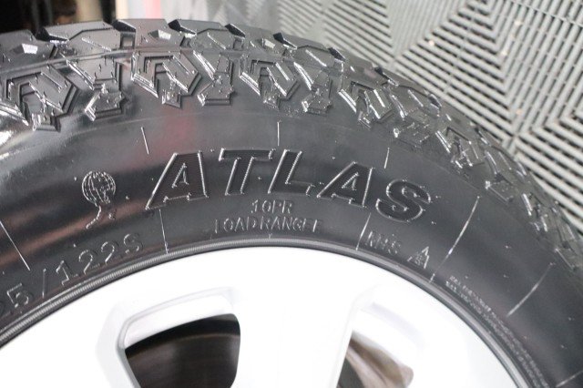 Used 2024 Ford F250 XLT w/ FX4 Off-Road Package AWD/4WD image 92