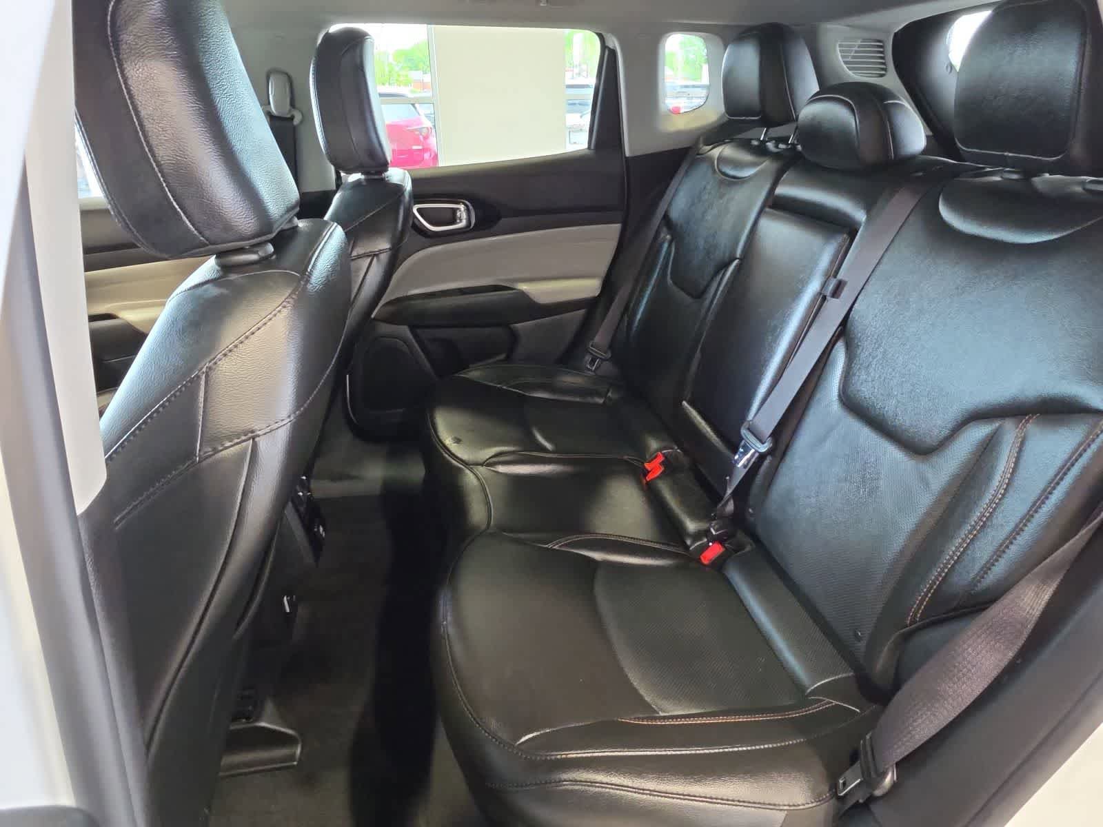 Used 2022 Jeep Compass Limited AWD/4WD image 16